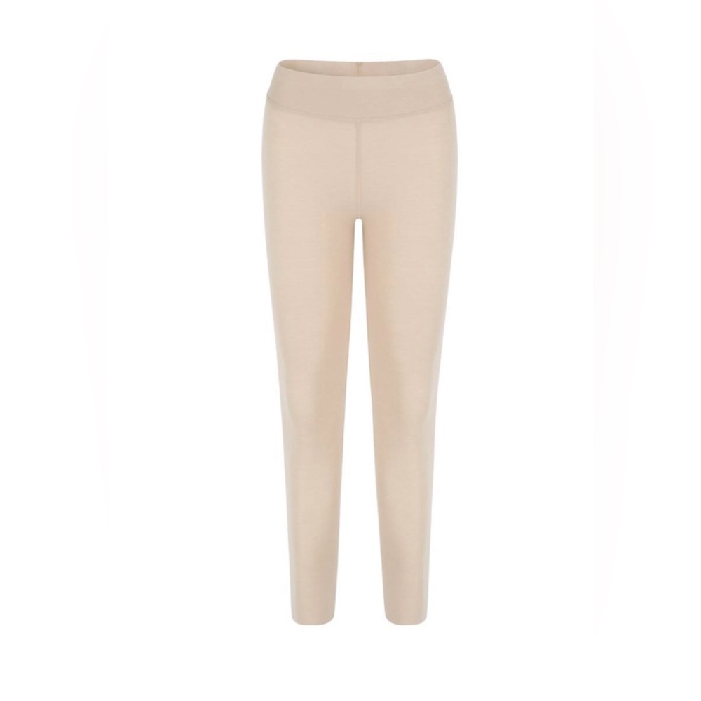 Elegant Cream Women's Leggings - Picture 14 of 16
